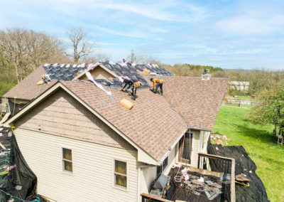 New roof being installed in McHenry