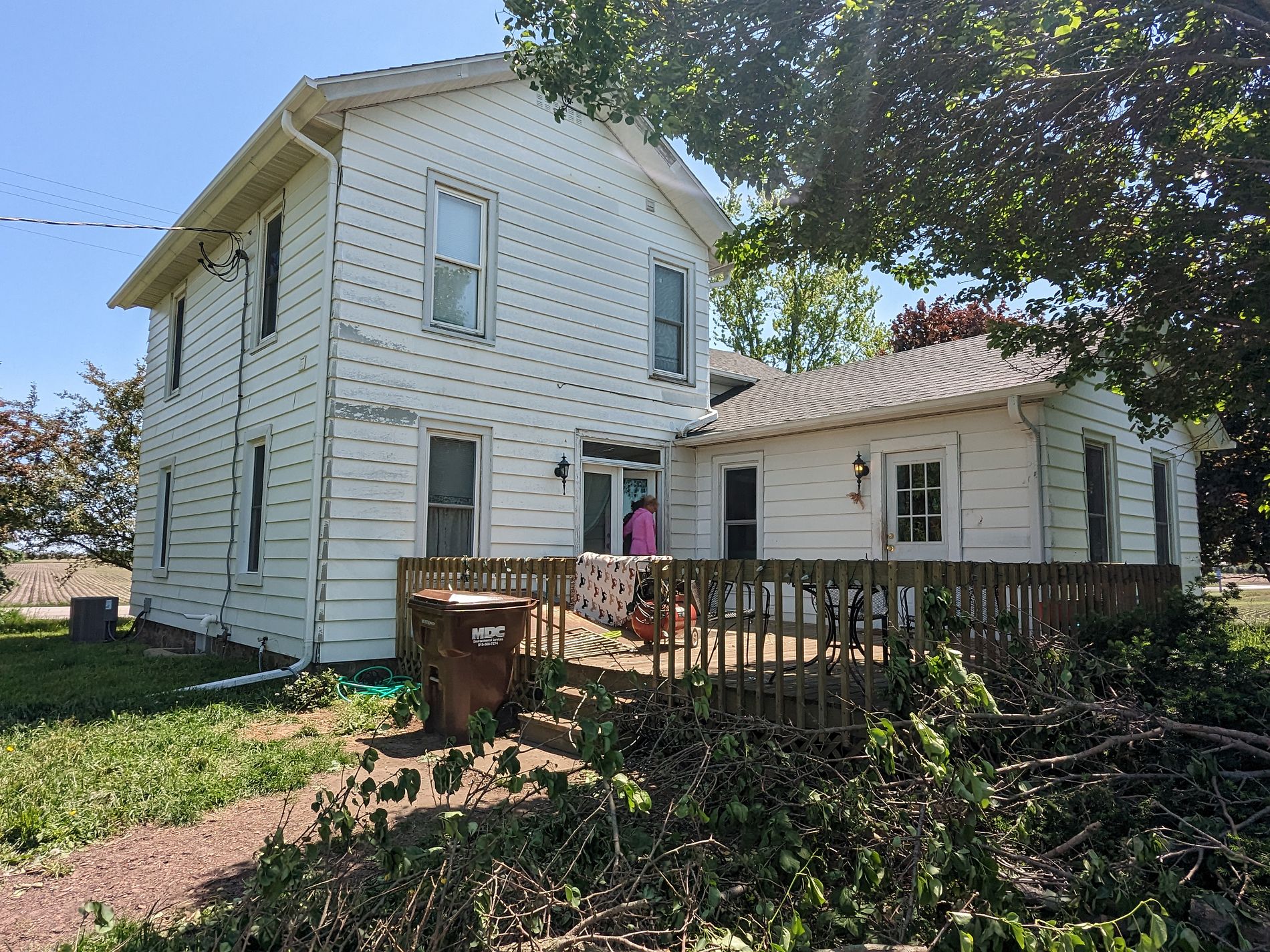 Before photo of home siding replacement in Round Lake Beach